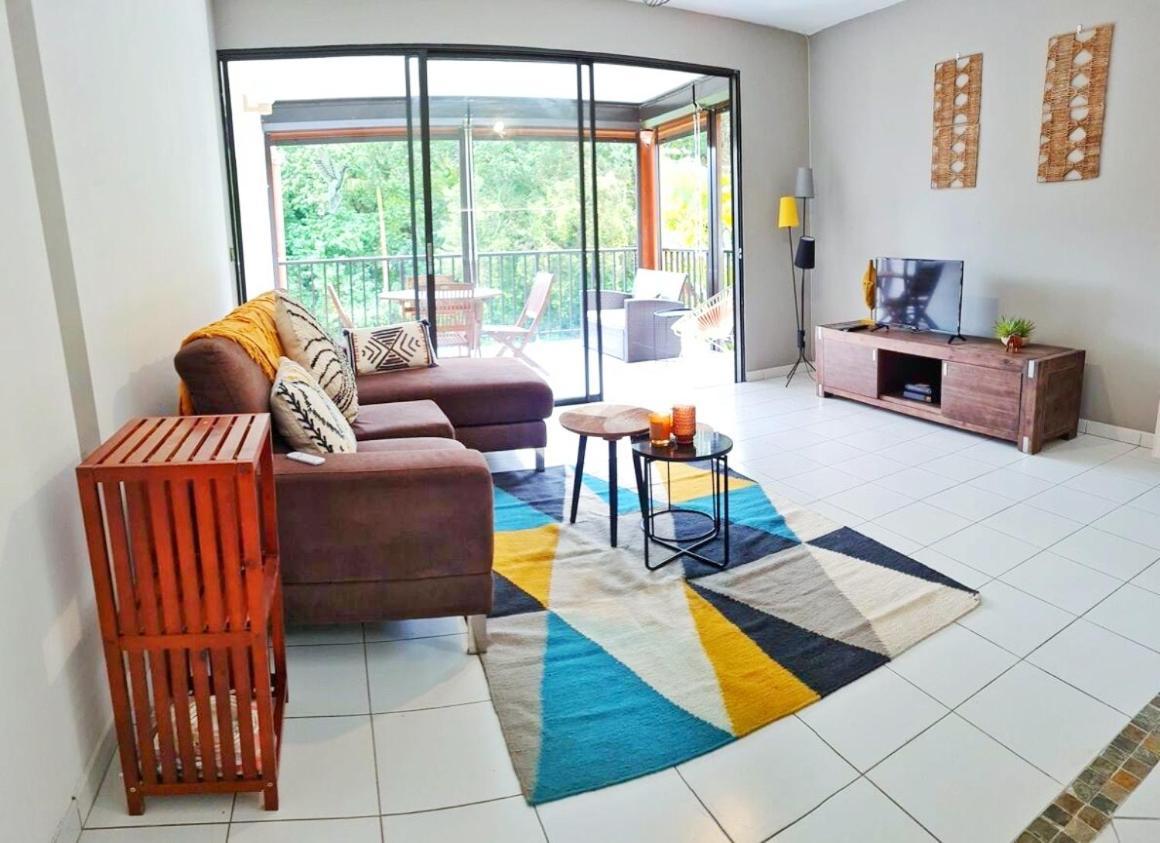 Appartement Cosy Dans Residence Avec Piscine Fort-de-France Exterior foto